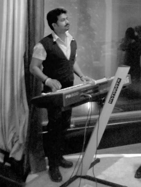 indian keyboard players Hebron Palestine